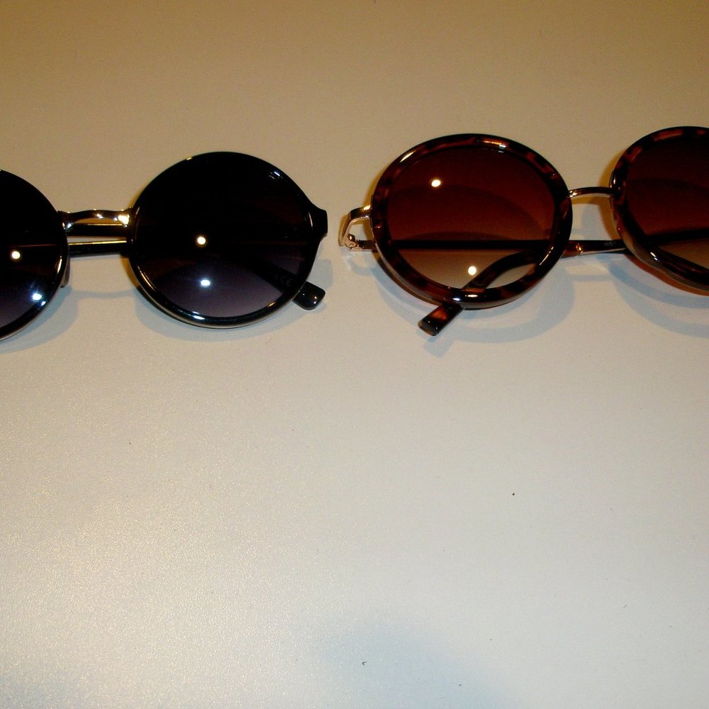 Retro Vintage Round Plastic Sunglasses Tortoise (Nine West) and Black
